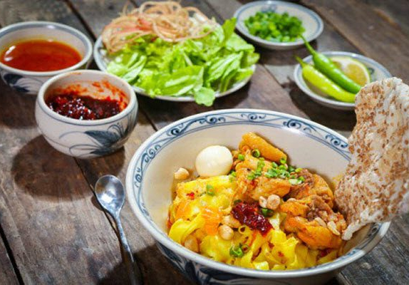 Cách nấu mì Quảng tôm thịt nước dùng đậm đà ai ăn cũng mê